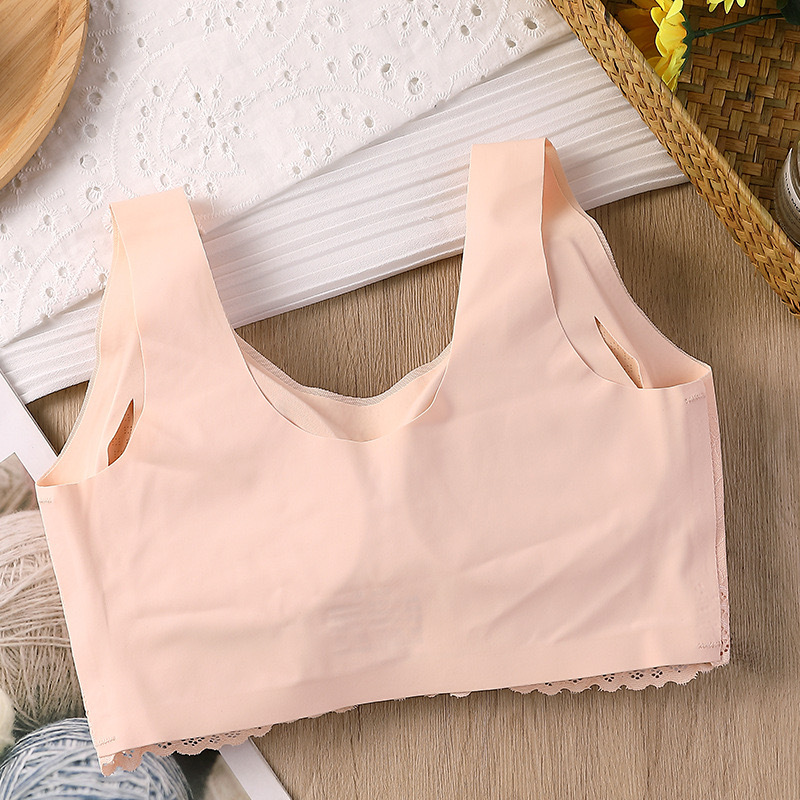 Breathable Latex Bra Seamless  - Bralette Triangle Set บทวิจารณ์และราคา