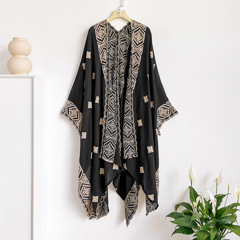 Vintage Tribal Geometric Embro - Cover Up Kaftan บทวิจารณ์และราคา