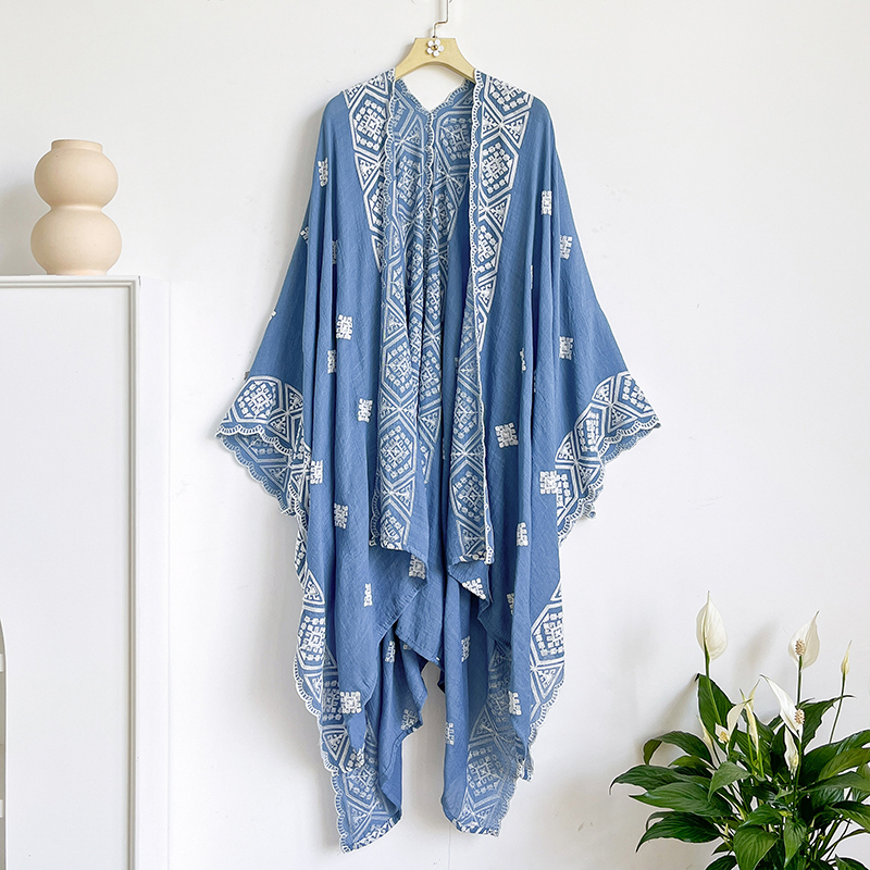 Vintage Tribal Geometric Embro - Cover Up Kaftan บทวิจารณ์และราคา